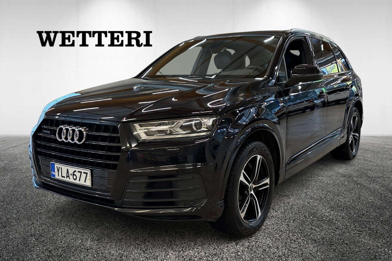 AUDI Q7 3,0 V6 TDI 200 kW quattro tiptronic S-Line // 7-Paikkainen / Vetokoukku / Bose / Lisälämmitin / Panorama // - // 7-Paikkainen / Vetokoukku / Bose / Lisälämmitin / Panorama / S-Line / P. Kamera / Tutkat / Sähköpenkit / 2xAlut //