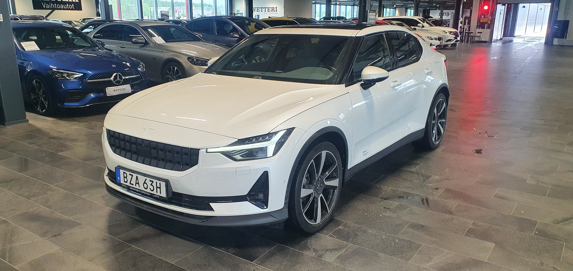 POLESTAR 2 Long Range Dual Motor, 300kW, 78kWh / Pilot / Plus / Koukku / 360° / Harman Kardon / Lasikatto / Pixel-LED