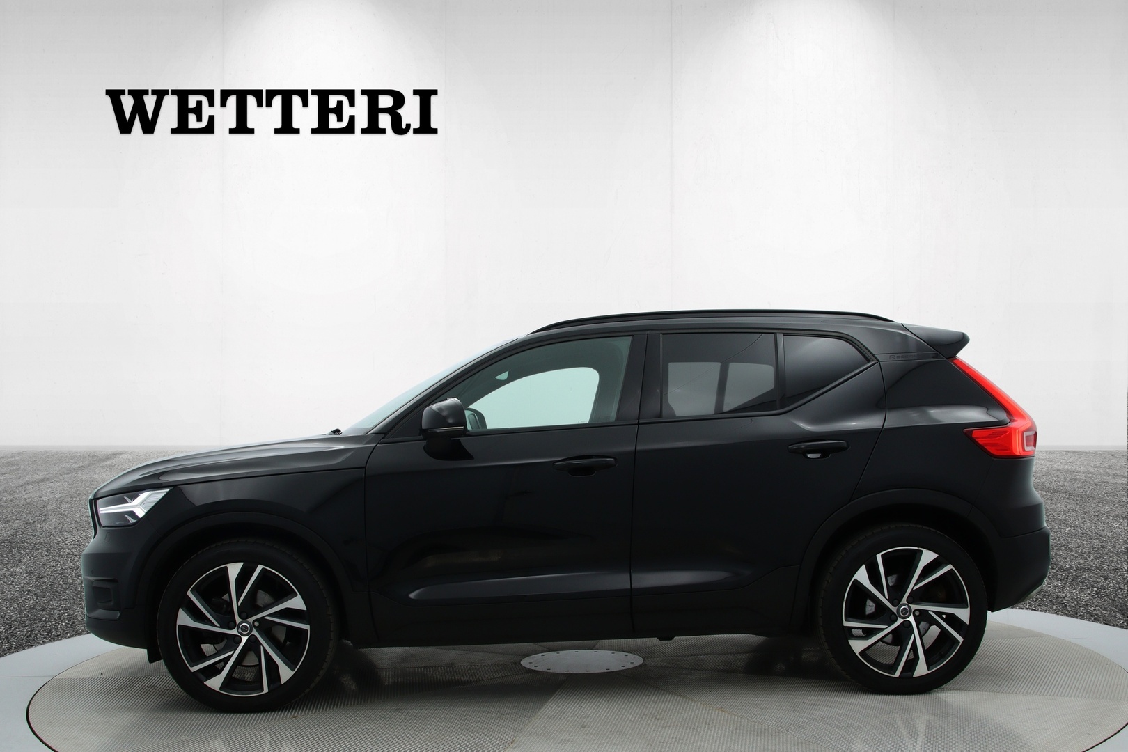 Volvo XC40 D4 AWD R-Design aut 2019, kuva 2/25