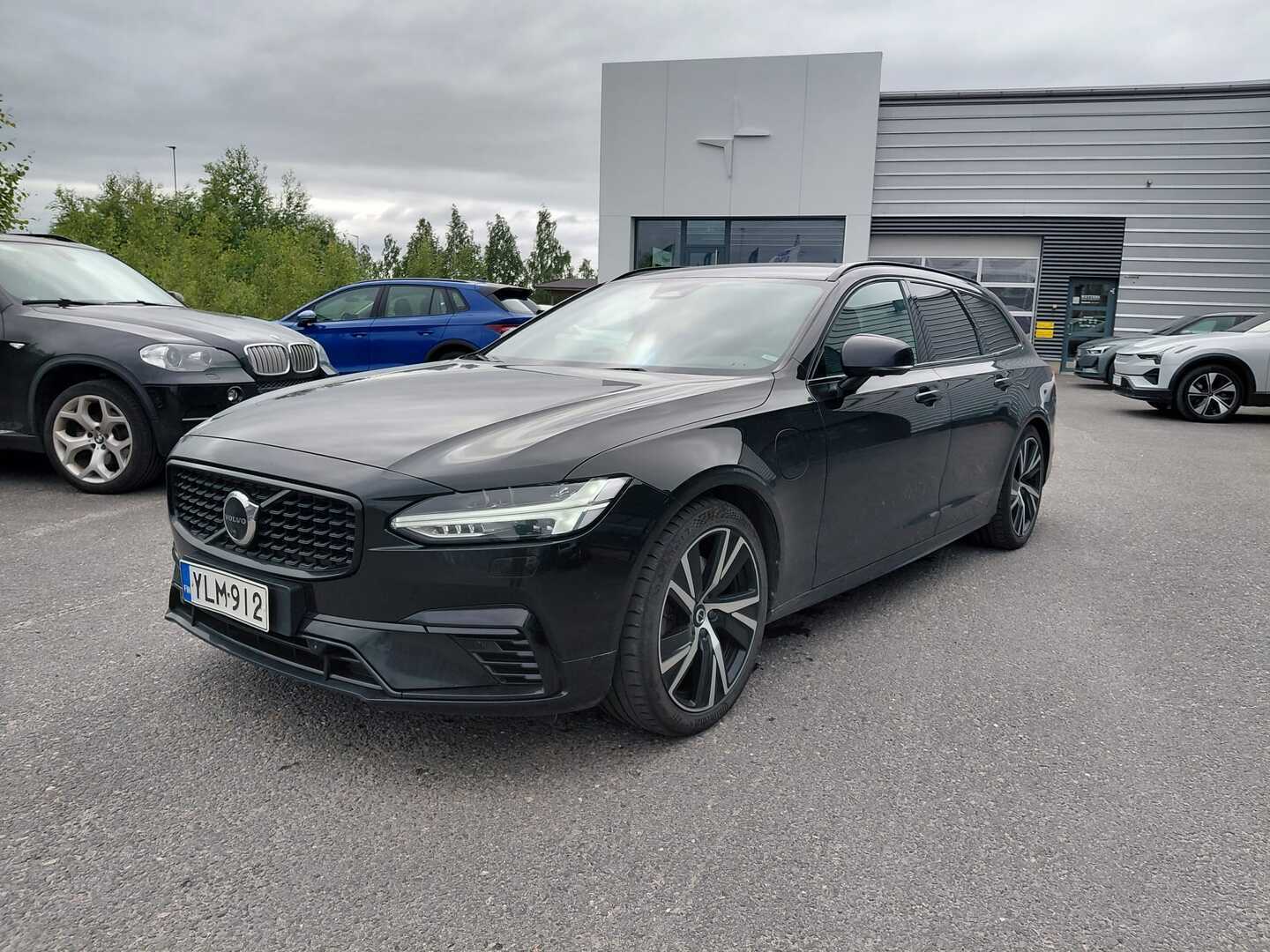 VOLVO V90 T8 AWD Long Range High Performance R-Design aut - ** Tulossa myyntiin / kysy lisää myyjältä Aale.hintsala@wetteri.fi / 044 9025 622 myös whatsapp **