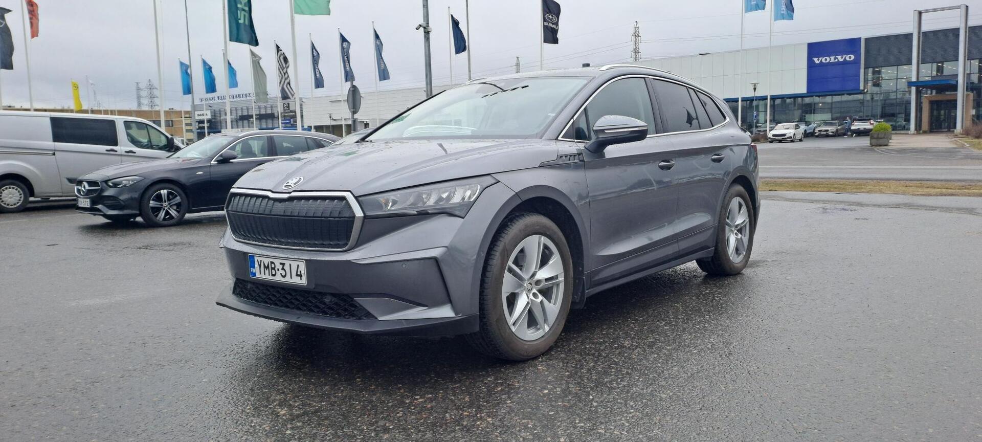 SKODA Enyaq 80 iV ** Juuri tullut. Kysy tarjous jo nyt ** - ** Skoda loistoturva / Vähän ajettu / Navi / Adapt. vakkari **