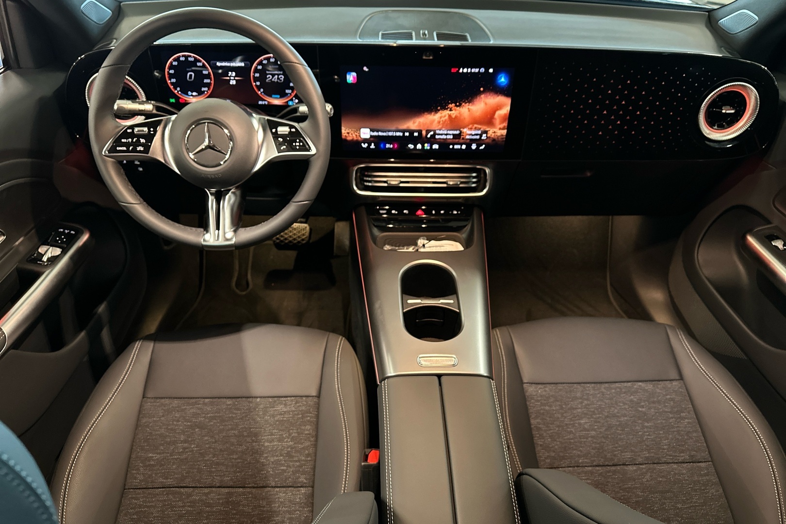 Mercedes-Benz GLB 2026, kuva 7/24