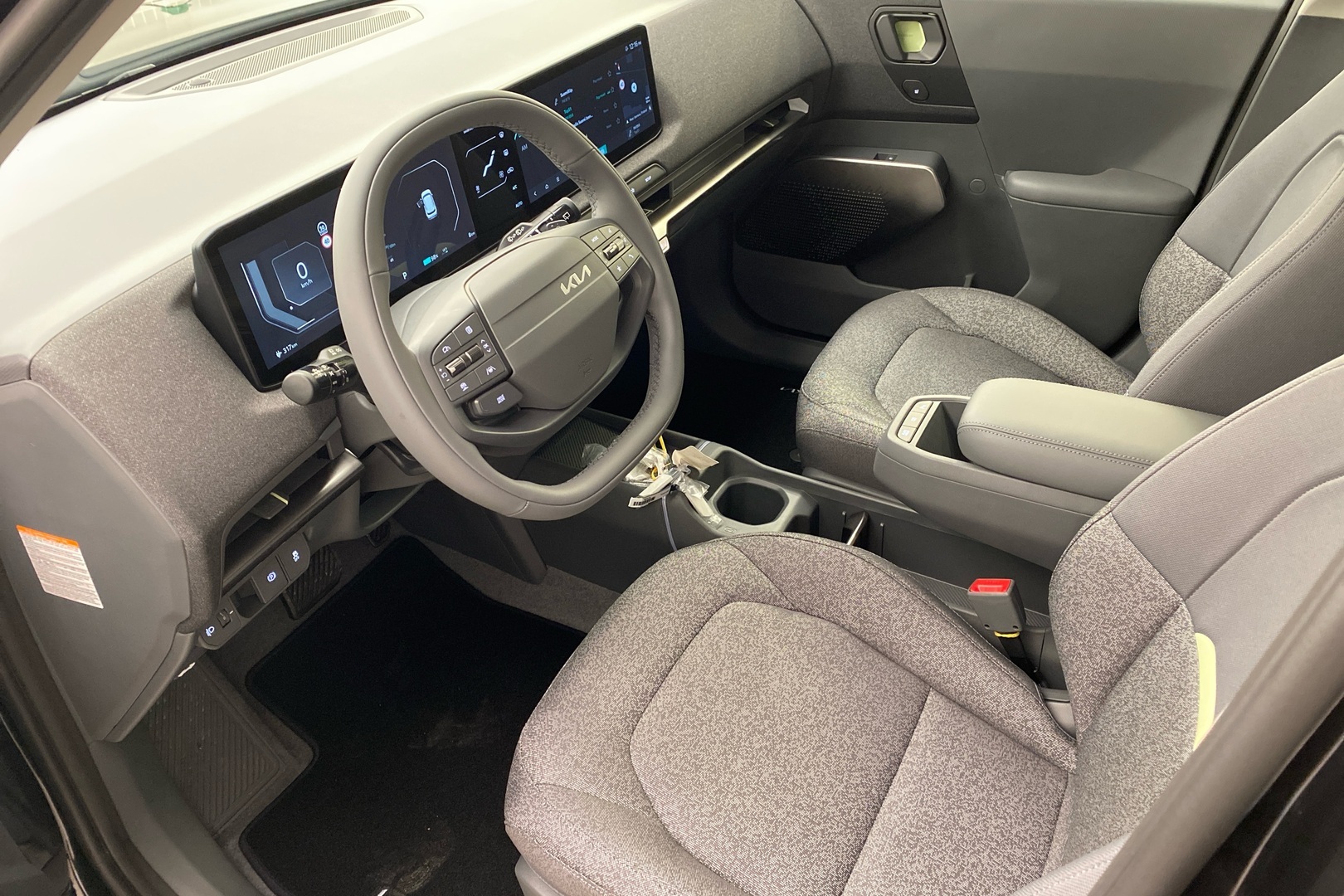 Kia EV2 Earth FWD 42,2kWh 146hv 4P 2026, kuva 6/17