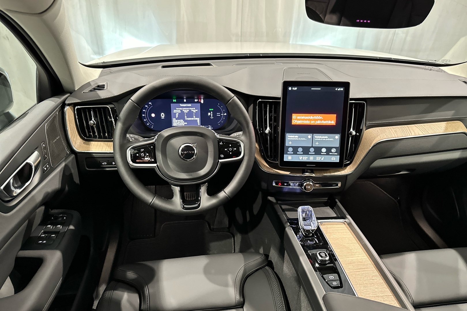 Volvo XC60 2027, kuva 7/15