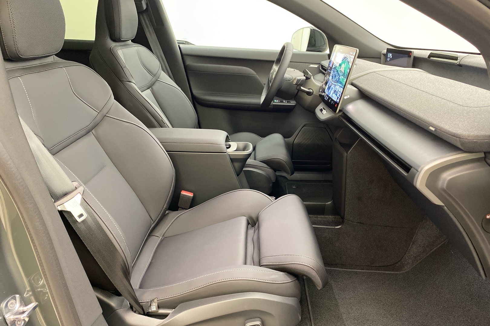 Volvo EX60 P10 AWD Plus 2027, kuva 7/20