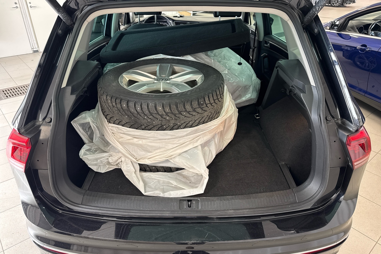 Volkswagen Tiguan 2020, photo 7/20