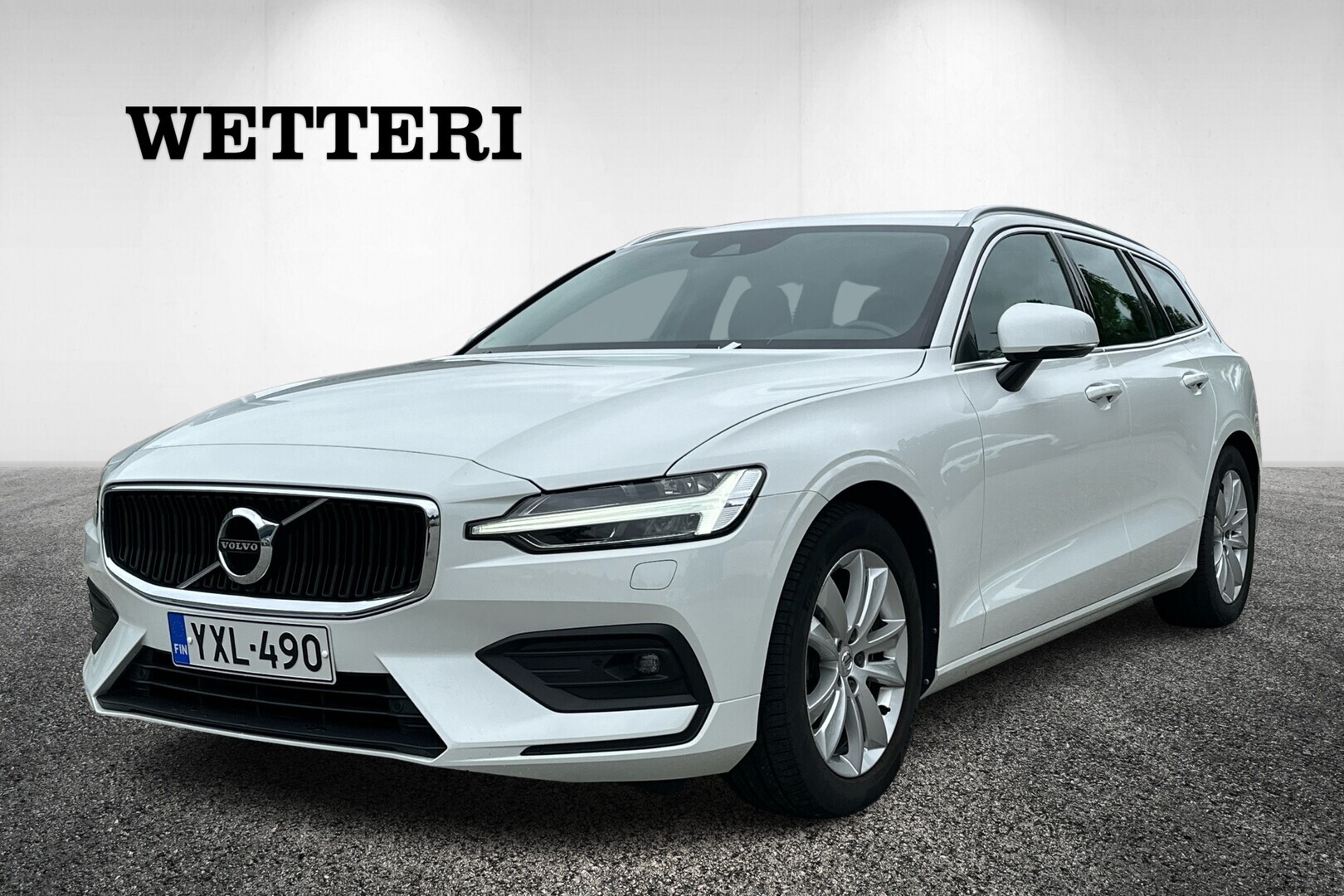 VOLVO V60 B3 MHEV Business aut - **ACC / Webasto / VOC / Navi / Kamera / Tutkat / 