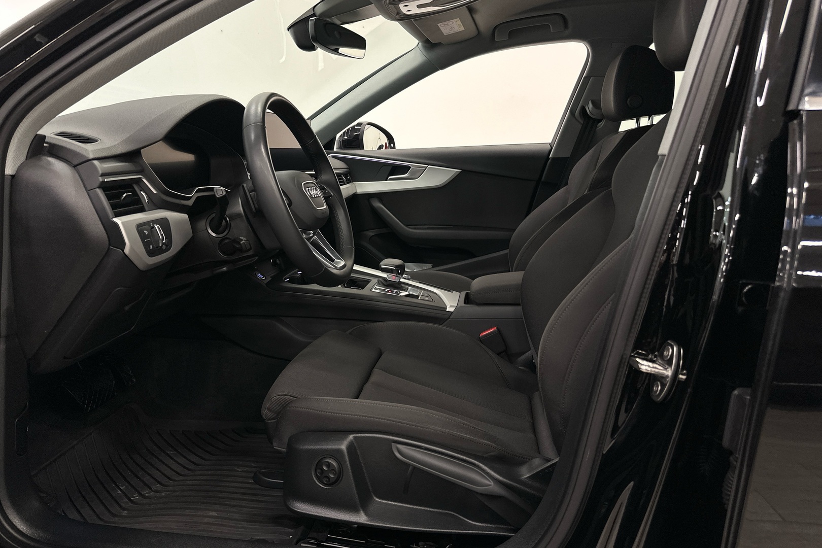 Audi A4 Allroad 2024, kuva 7/35