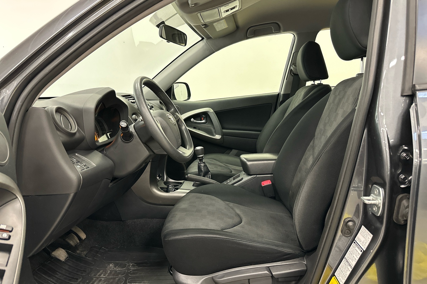 Toyota RAV4 2,2 D-4D 4WD 150 2012, kuva 7/27