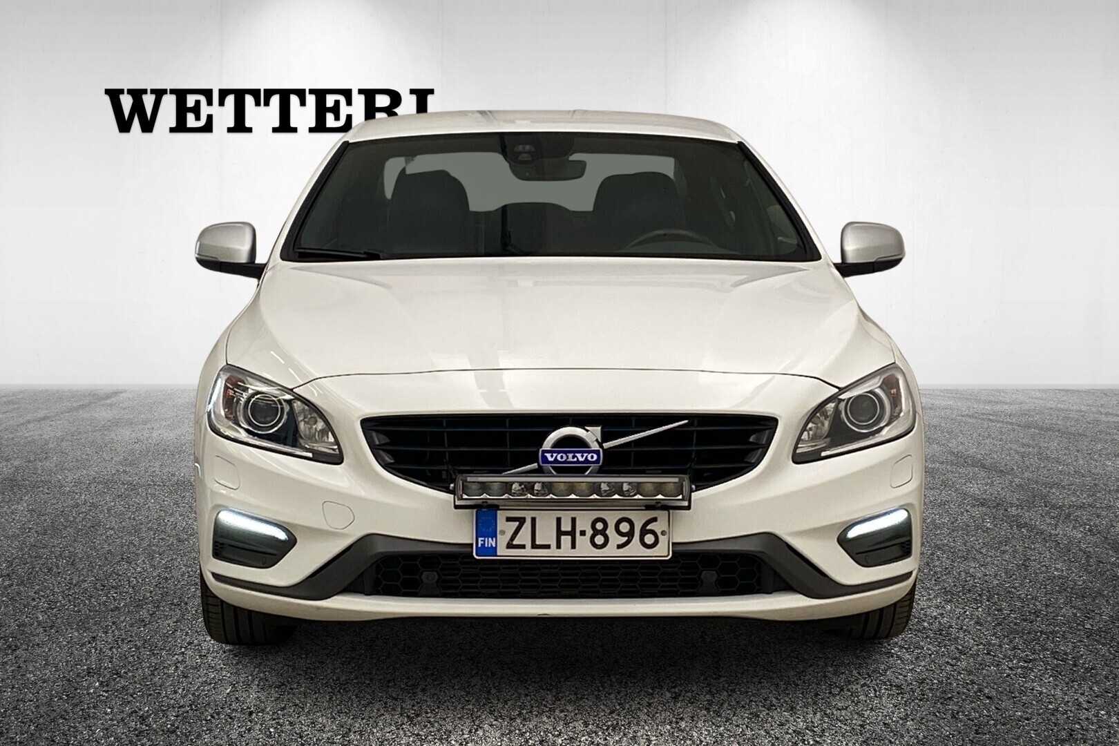 Volvo S60 D4 R-Design aut 2017, photo 2/17