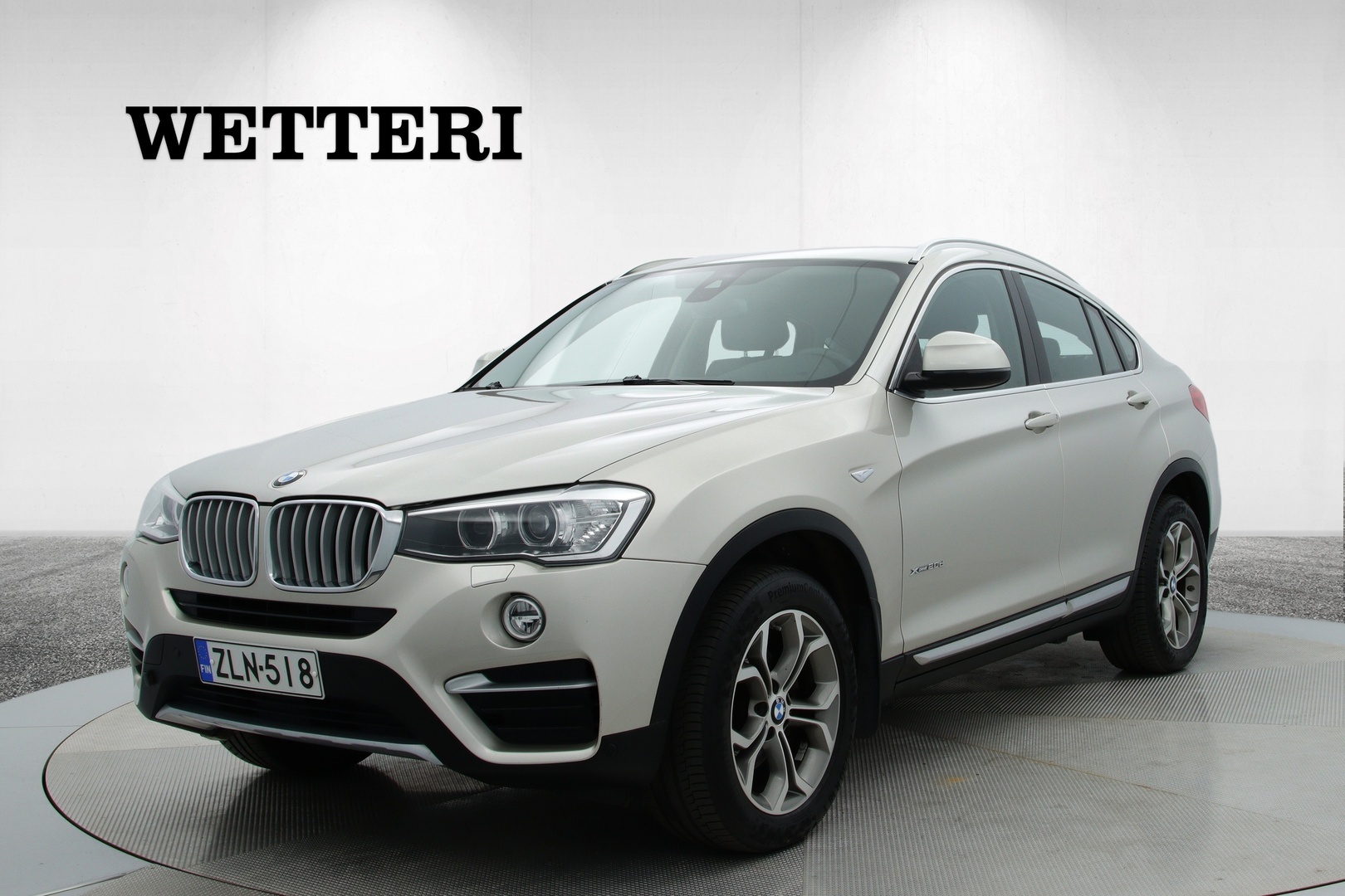 BMW X4 F26 xDrive20d A Business xLine / Koukku / Ei AdBlue / CarPlay / Ratinlämmitys / Lohko ja sisäpuhallin / Suomi-auto / Navi / HiFi / Vakkari / Xenon / - Vetokoukku / Ei AdBlue / Apple CarPlay / Ratinlämmitys / Lohkolämmitin ja sisäpuhallin / Suomi-auto / Navigointi / Hifi -äänentoisto / Vakionopeudensäädin / Xenon-ajovalot 