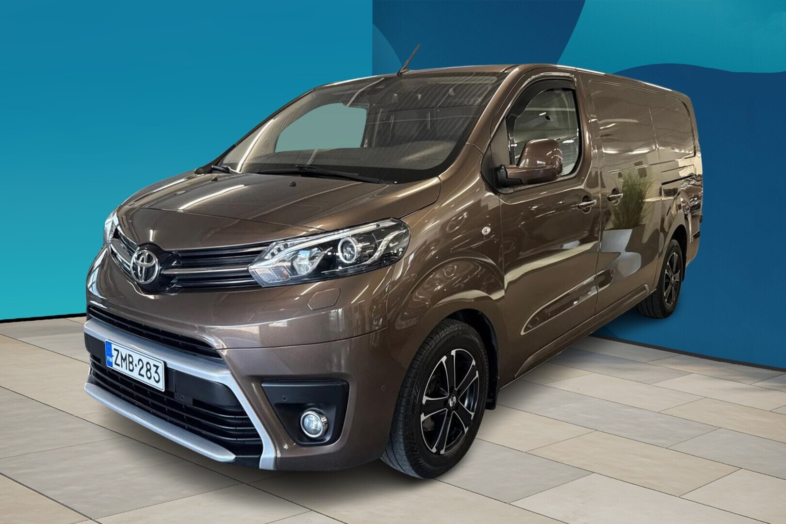 TOYOTA Proace L2 2,0 D 180 Automaatti 5-ovinen - * Koukku / Webasto / Kamera / Liukuovet molemmin puolin / Kahdet renkaat / Juuri katsastettu *