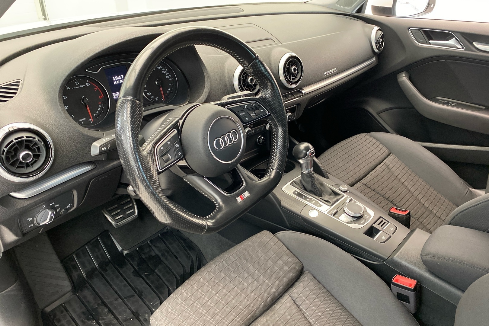 Audi A3 2019, photo 6/22