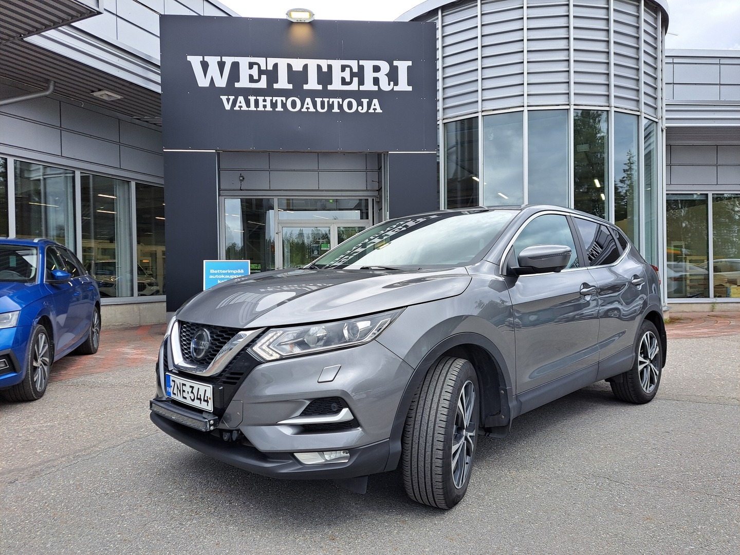 NISSAN Qashqai DIG-T 160 N-Connecta 2WD DCT**360 kamera/ Defa-lämpöpaketti** - ** 1.omistaja / Koukku/ Navi/ Bi-LED-ajovalot**