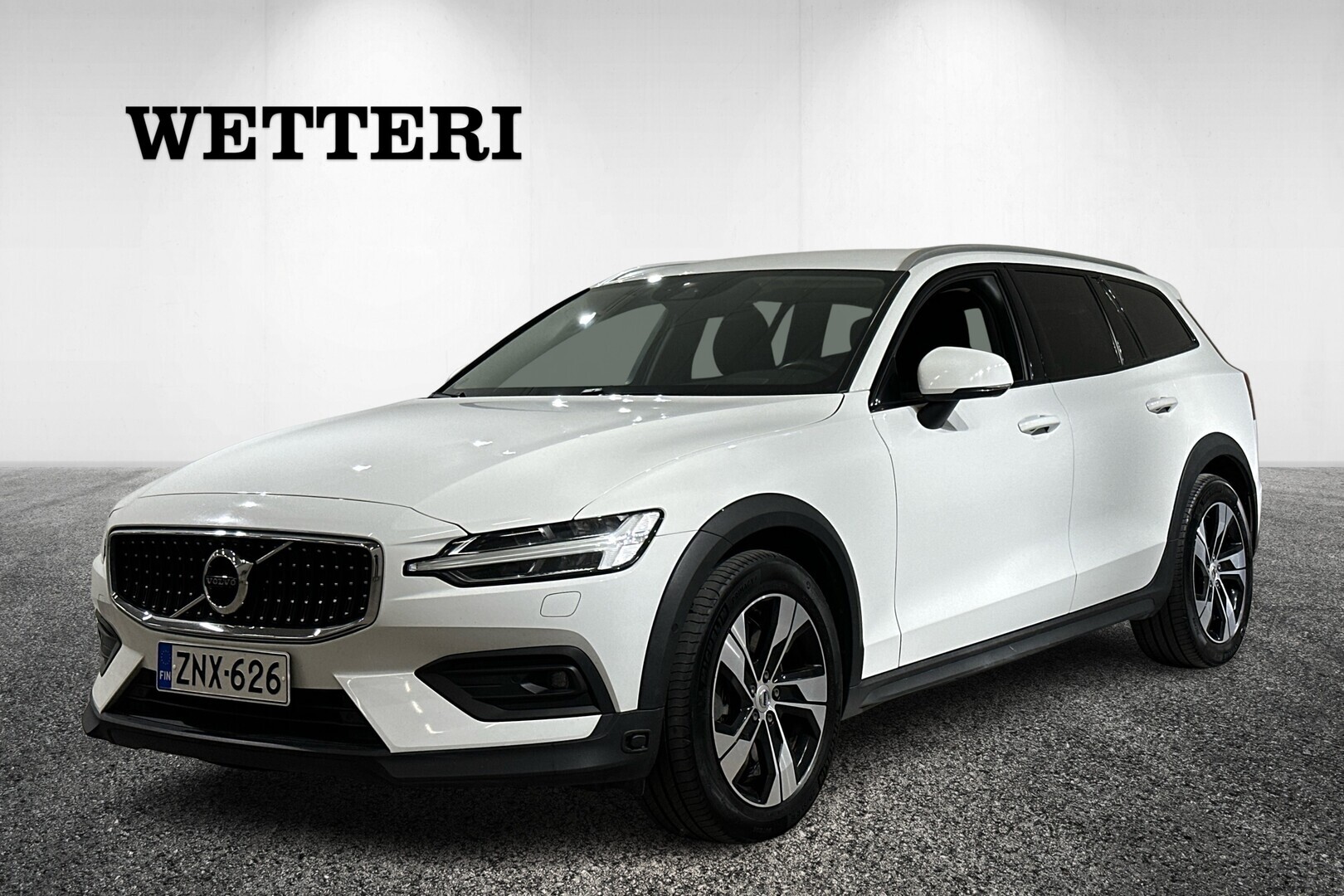 VOLVO V60 Cross Country B4 AWD D-MHEV Business Edition aut / / Webasto, Koukku,  ACC, Pilot assist, P-kamera, Tutkat eteen ja taakse - ** Webasto, Koukku,  ACC, Pilot assist, P-kamera, Tutkat eteen ja taakse **