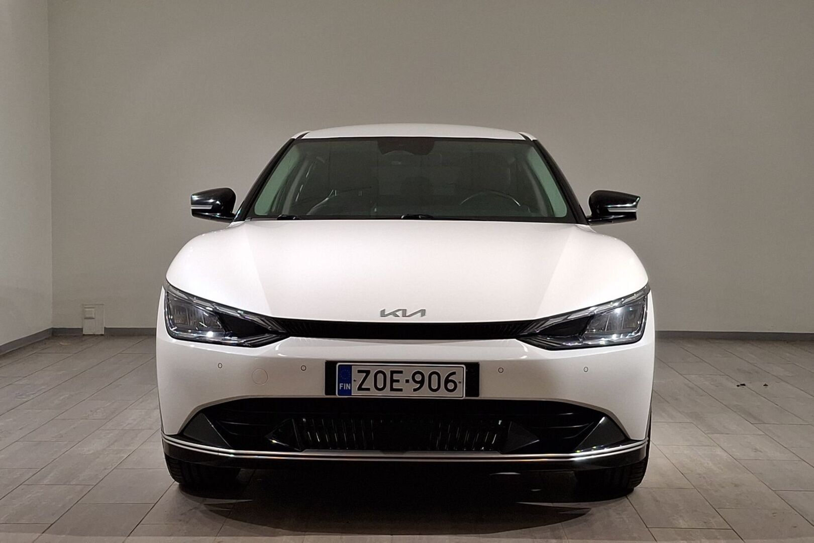 Kia EV6 AWD 77 kWh 325 hv 2022, kuva 2/27