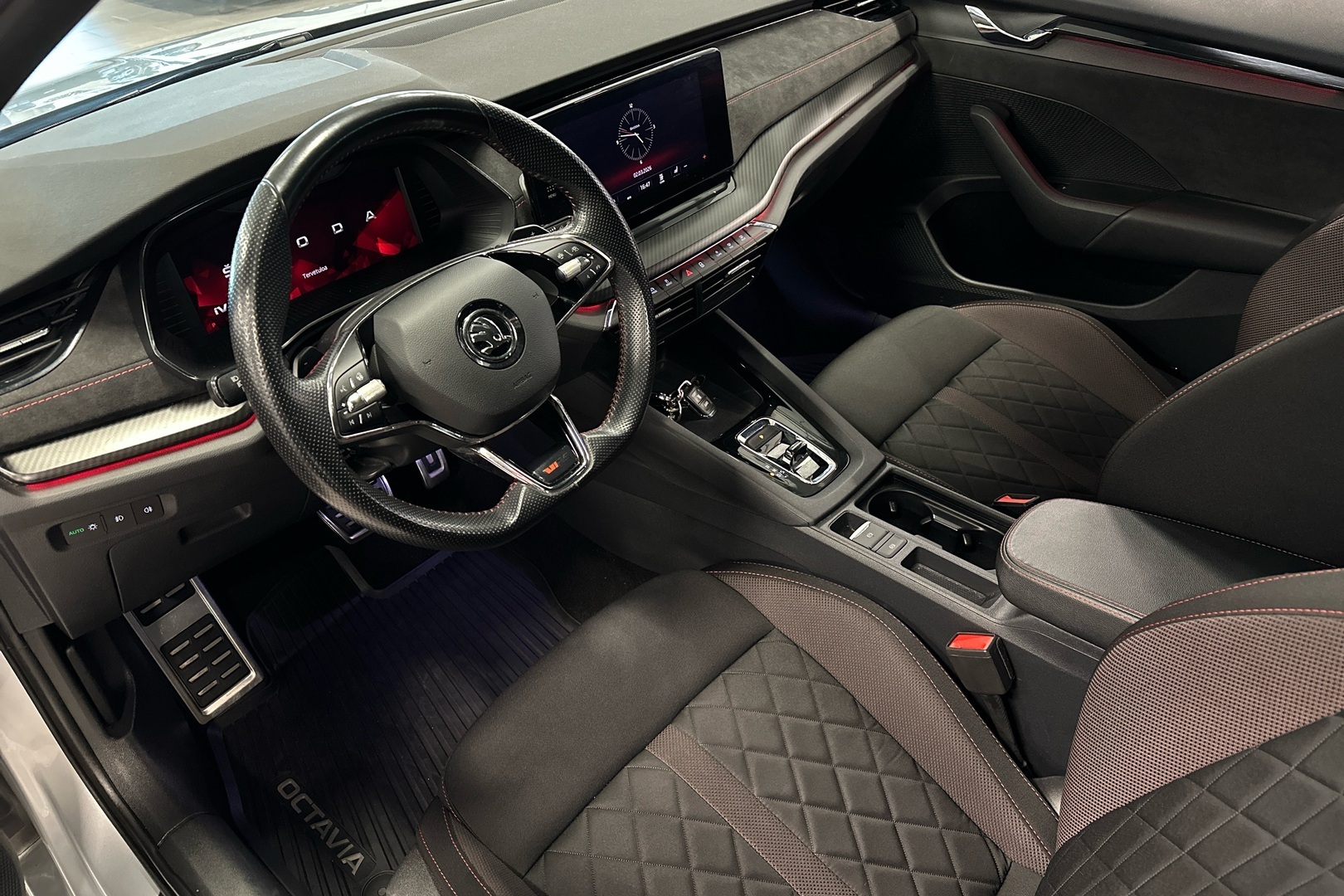 Skoda Octavia 2021, kuva 6/24