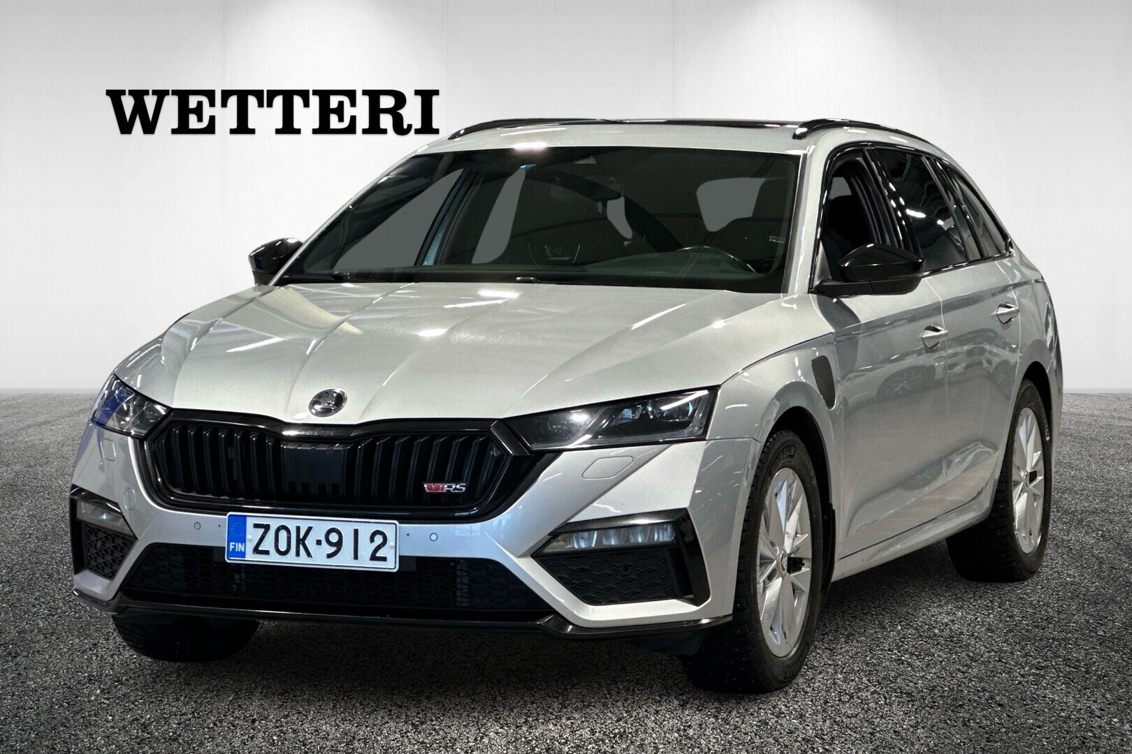 SKODA Octavia Combi 1.4 TSI PHEV RS iV DSG Autom. / Matrix LED / Ratinlämmitin / Panorama / Vetokoukku / AppleCarPlay / AndroidAuto / Muistipenkit / - Matrix LED / ACC / Panorama / Vetokoukku / AppleCarPlay / AndroidAuto / Muistipenkit / 