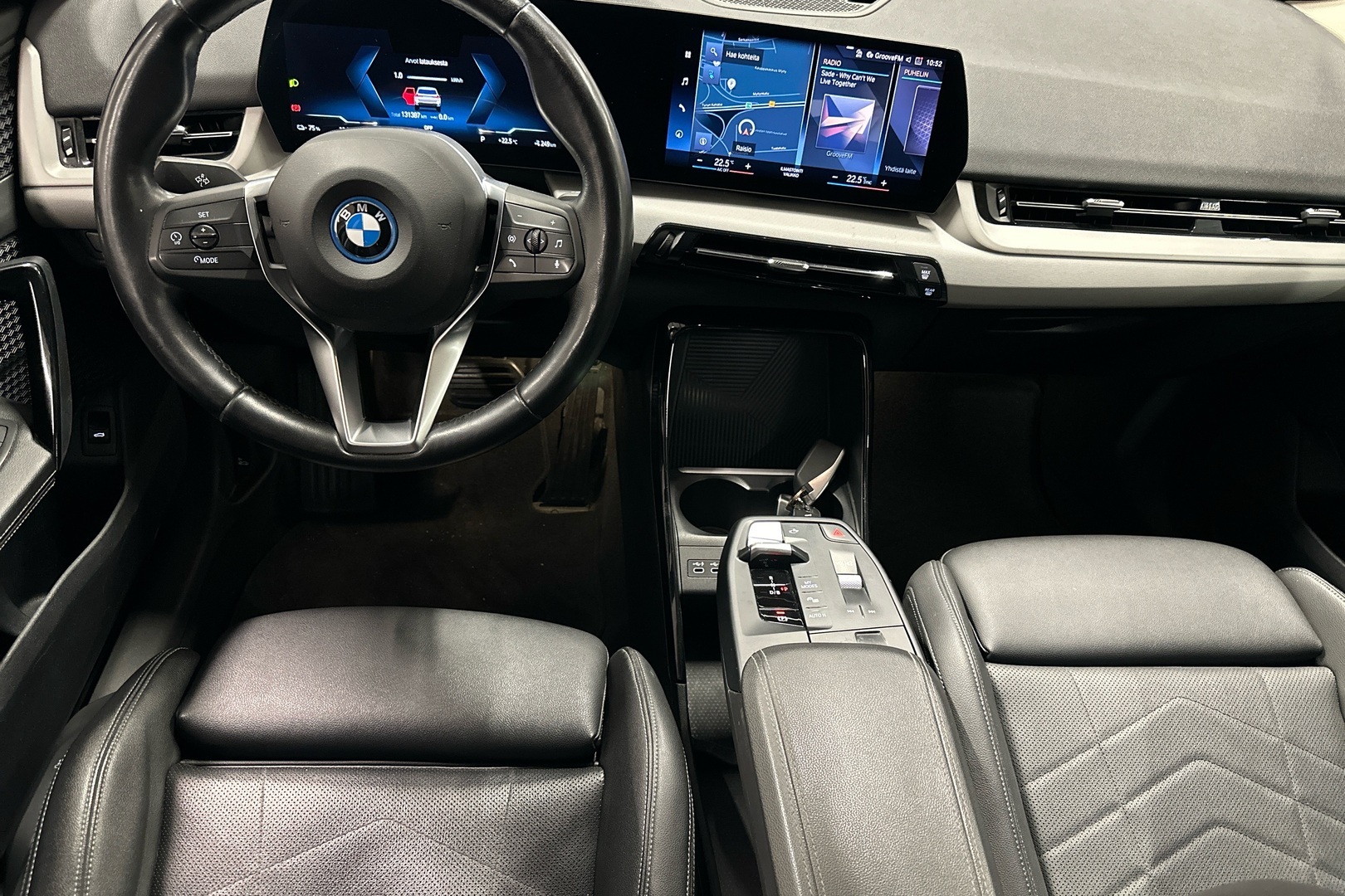 BMW iX1 U11 30 xDrive 2023, kuva 7/24
