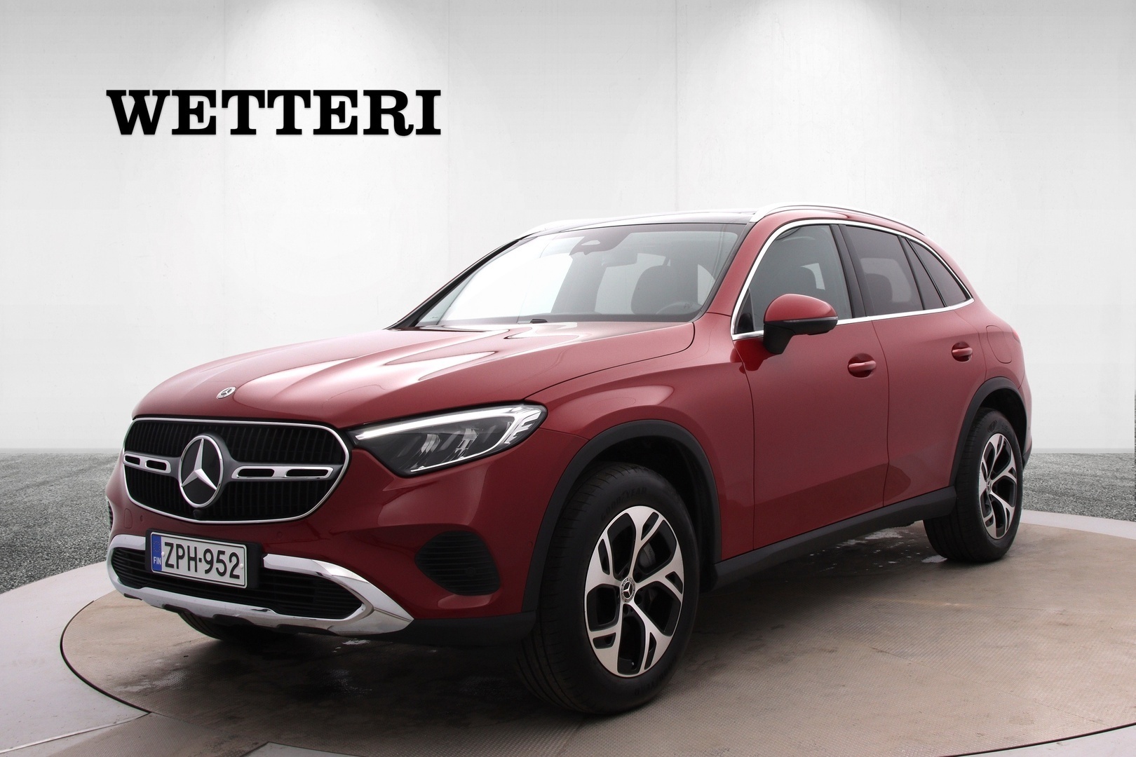 MERCEDES-BENZ GLC 300 e 4MATIC A Business Edition / Panoraama / Distronic / Koukku / LED High Performance /  Lämpöratti / - / SOH 100,7% / Merkkihuollettu Suomi-auto / Carplay & Android Auto / Kamera & tutkat / Kahdet renkaat vanteilla / Esilämmitys & jäähdytys / Upea metallipunainen väri 