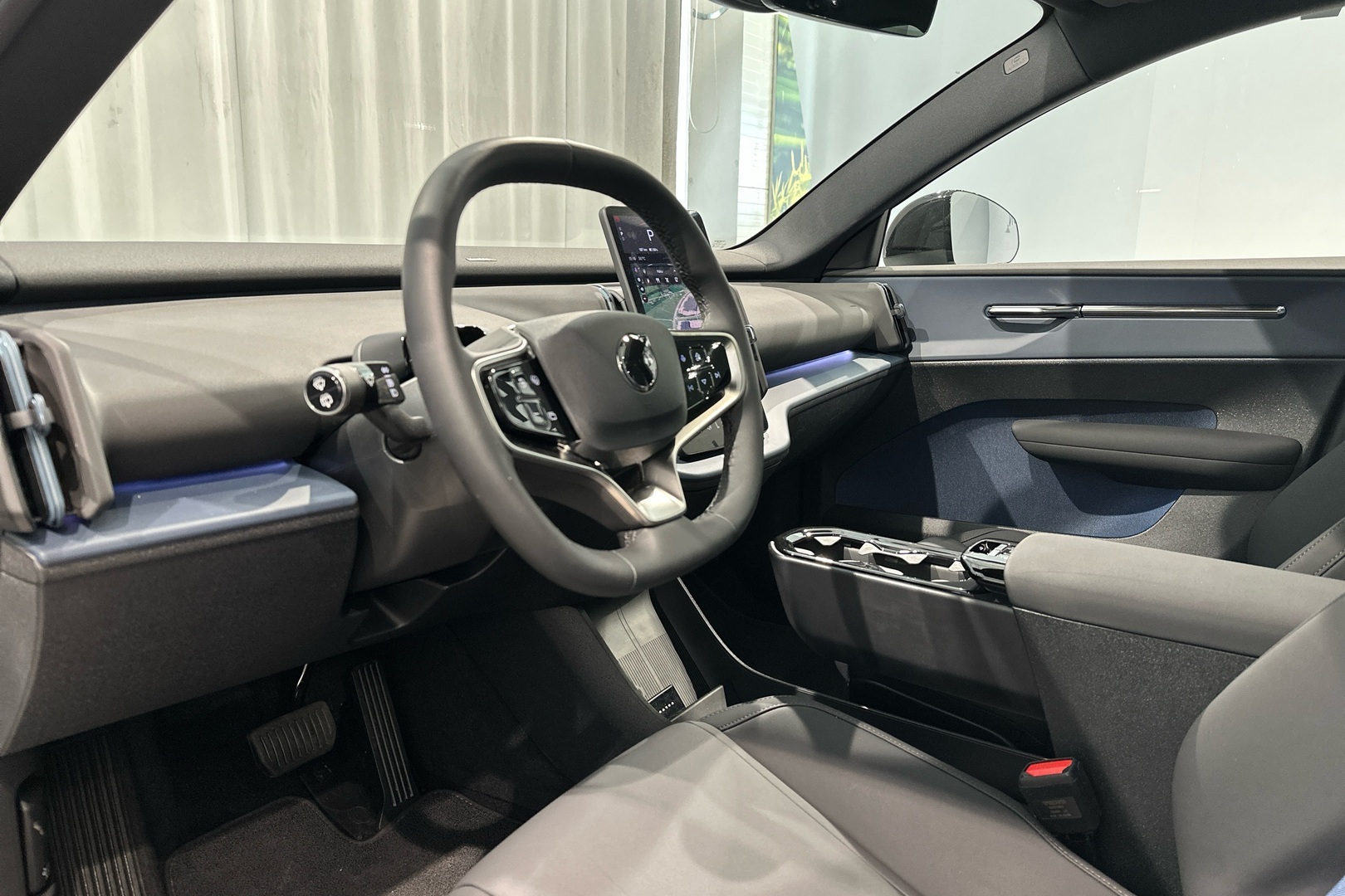 Volvo EX30 Cross Country 2026, kuva 7/19