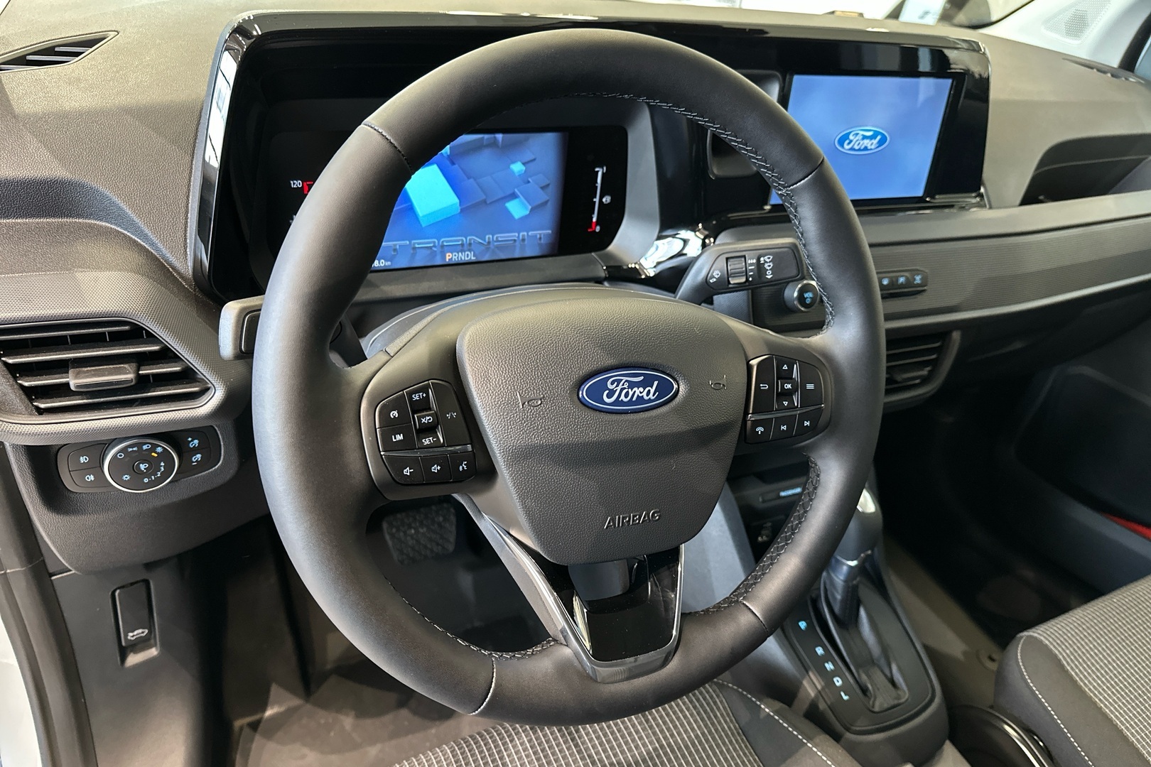 Ford Transit Courier 2026, kuva 7/19