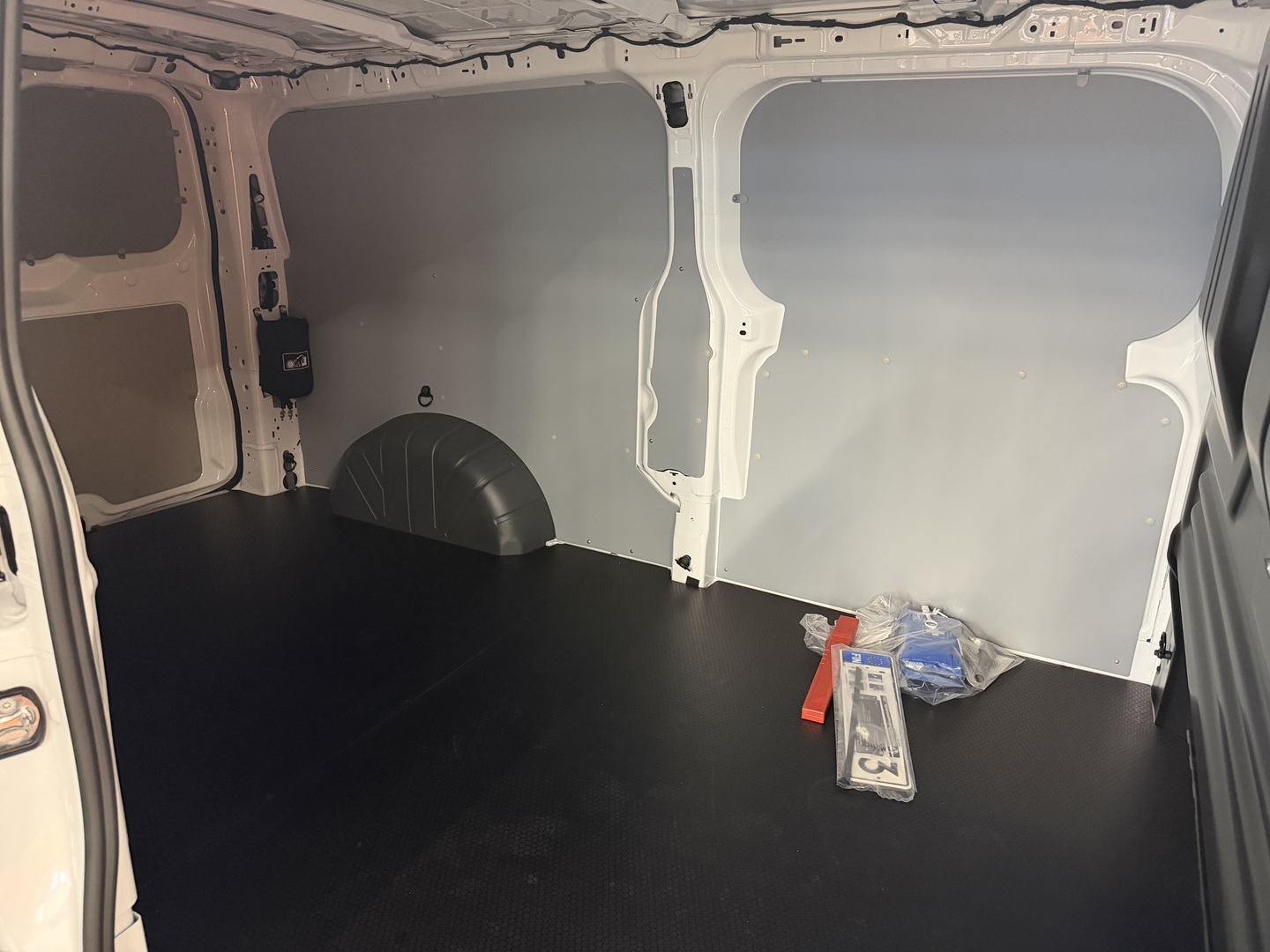 Ford Transit Custom 2026, bild 3/3