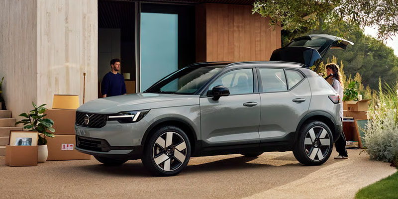 Volvo XC40 B3 kevythybridi Volvo XC40 B3 kevythybridi