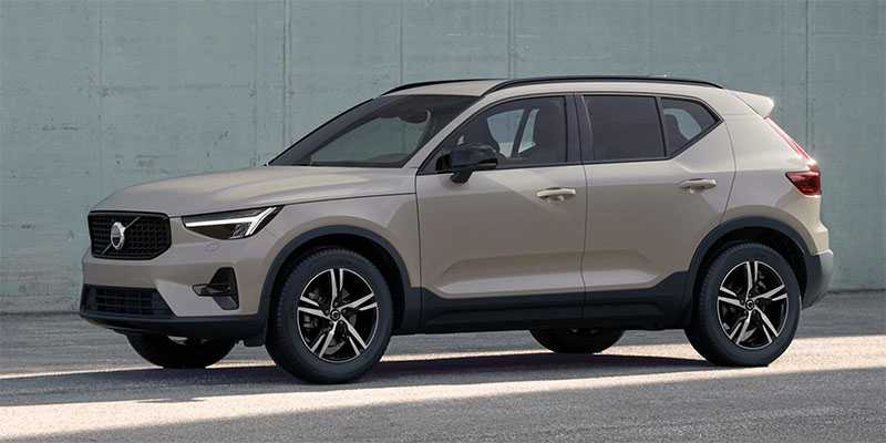 Volvo XC40 B3 kevythybridi
