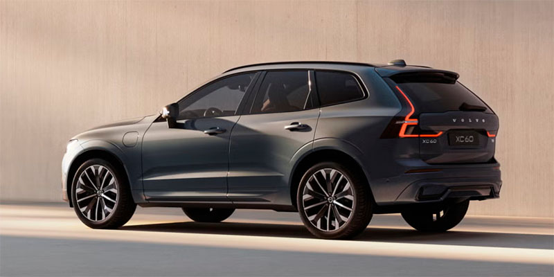 Volvo XC60 MY26 lataushybridi